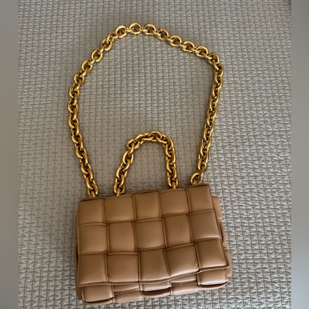 Lambskin Maxi Intreccio Padded Chain Cassette Crossbody Bag Caramel